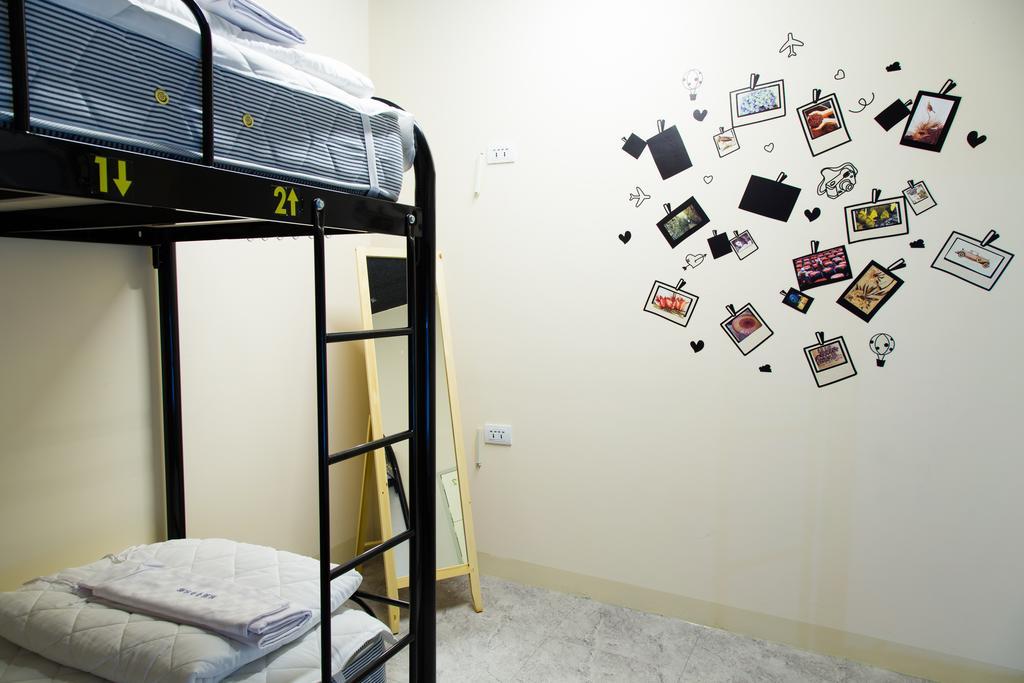 Pathways Hostel Kaohsiung Esterno foto